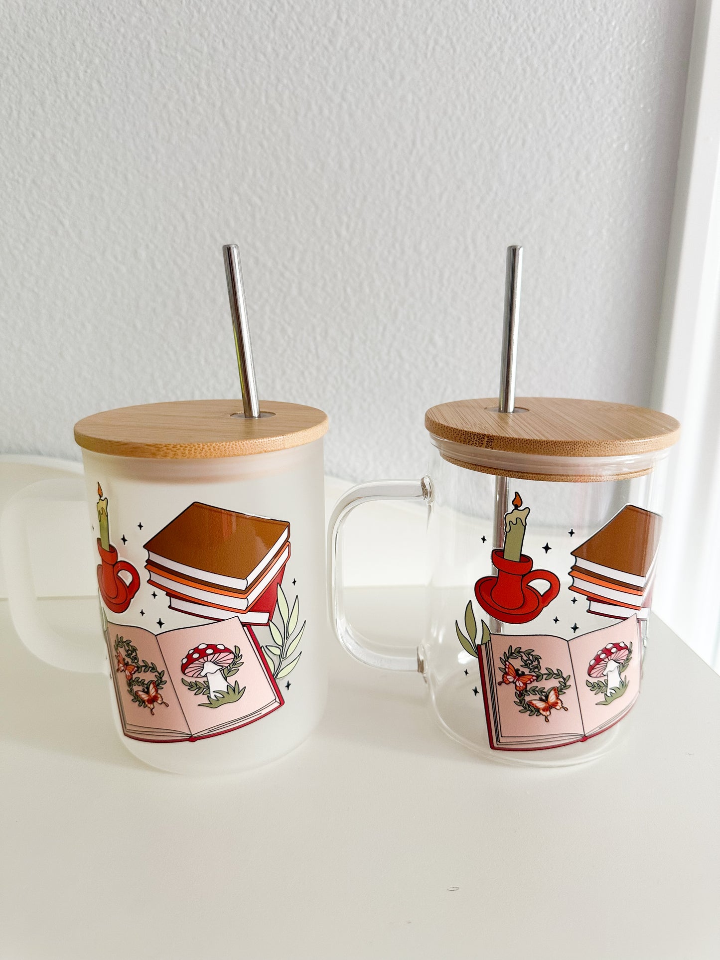 Candle & books glass mug