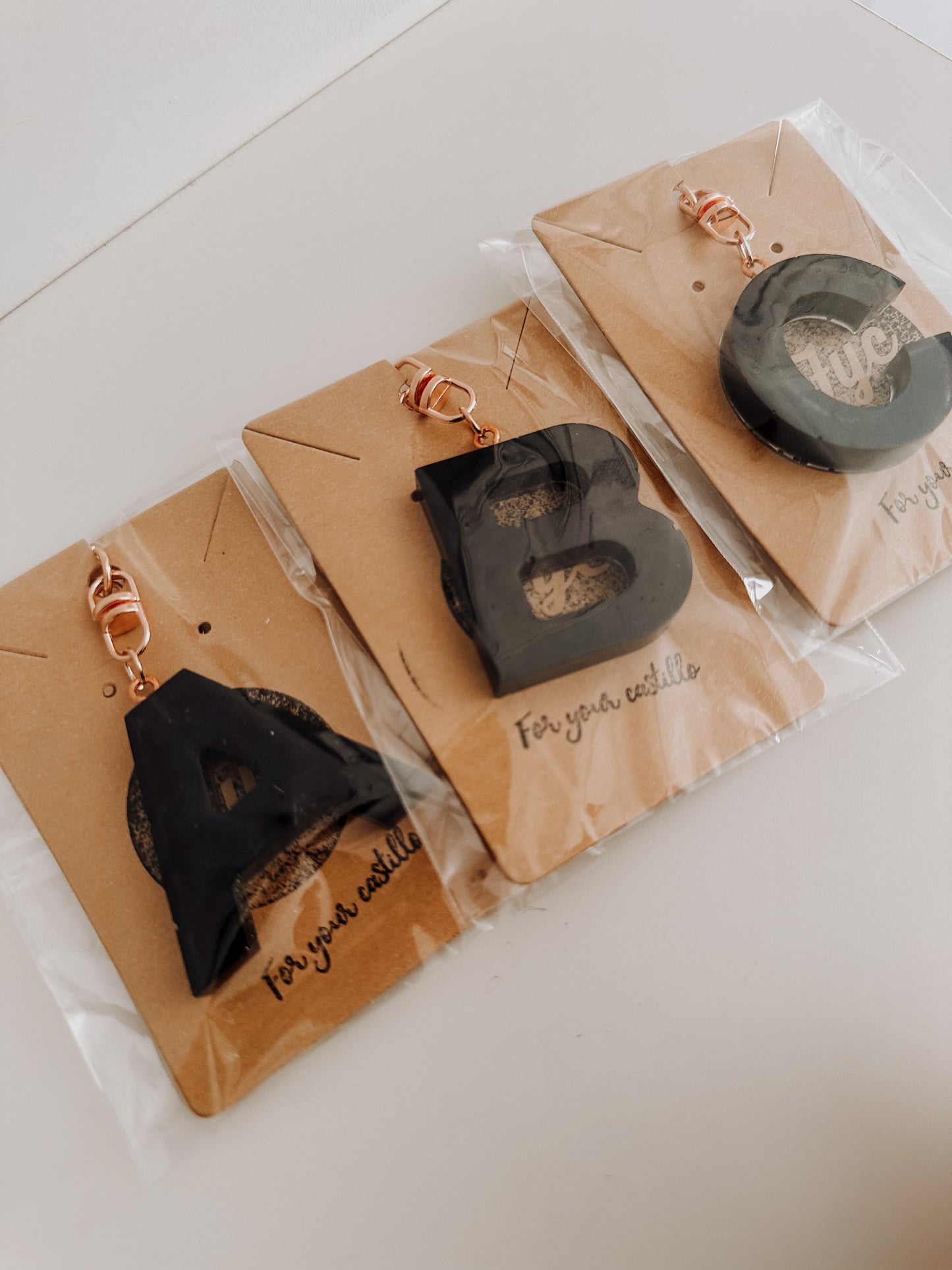 Black initial keychain *rose gold*