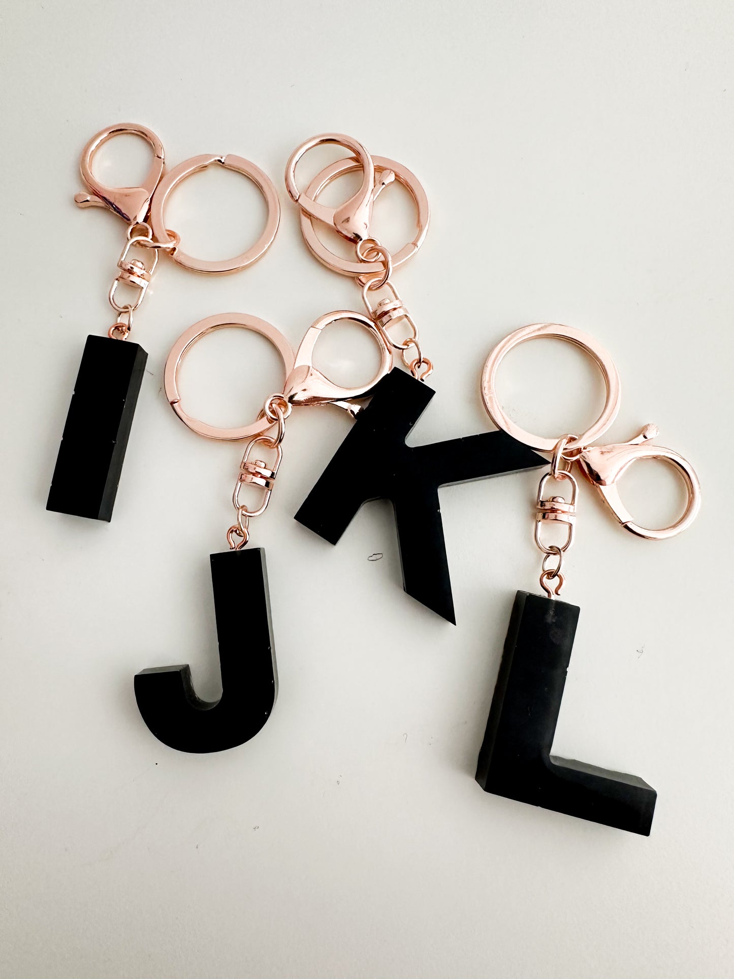 Black initial keychain *rose gold*