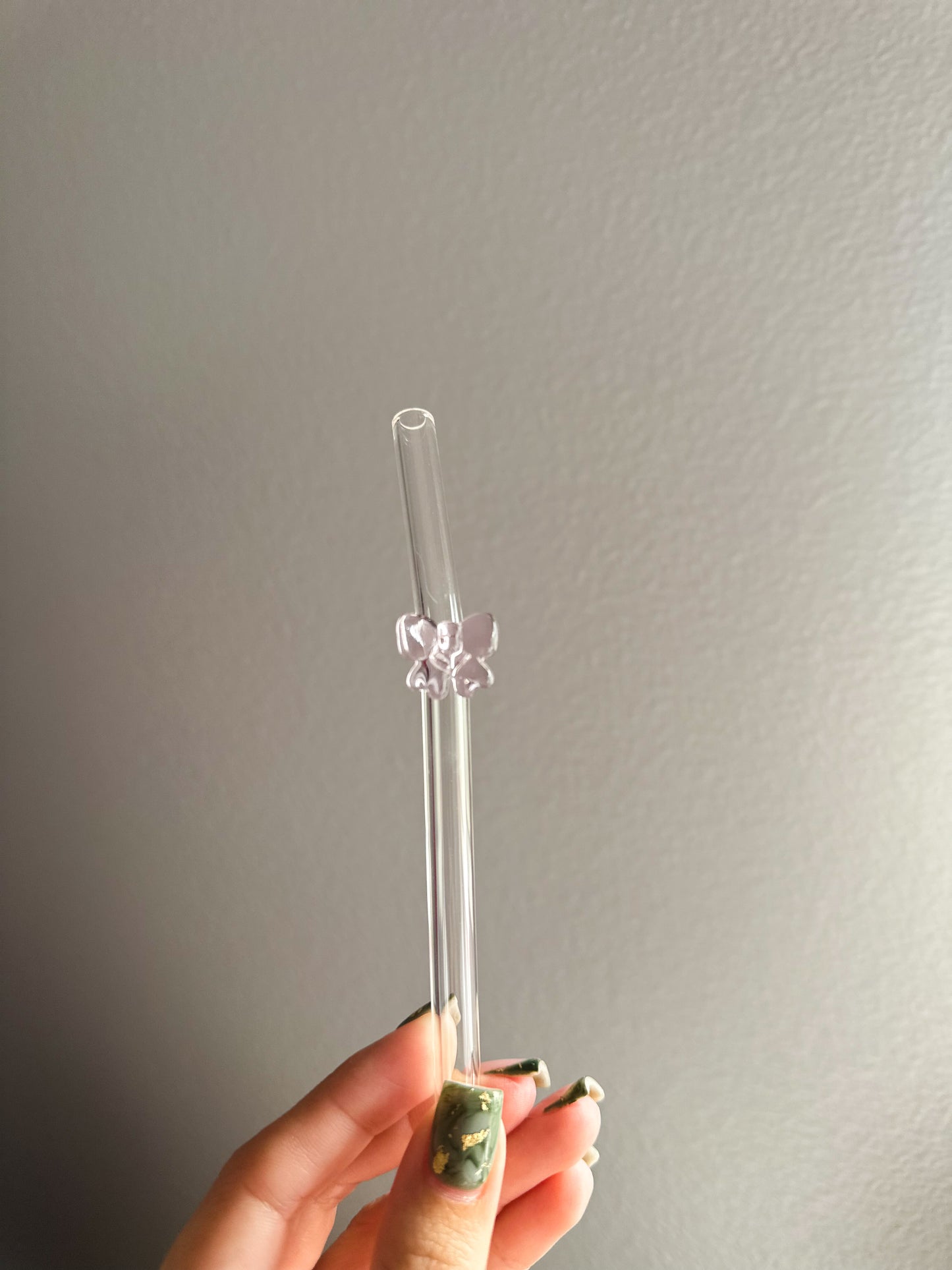 Bow charm glass straws