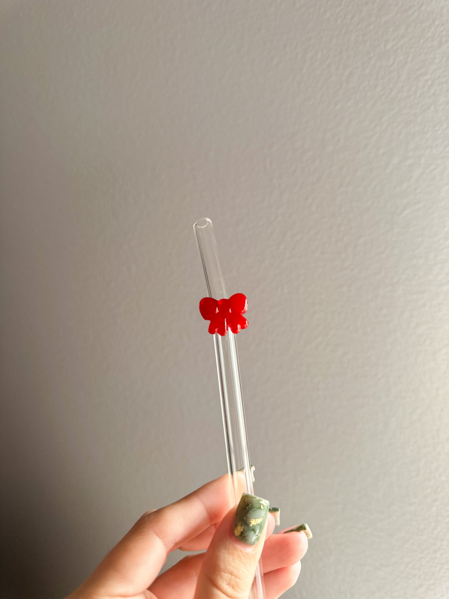 Bow charm glass straws
