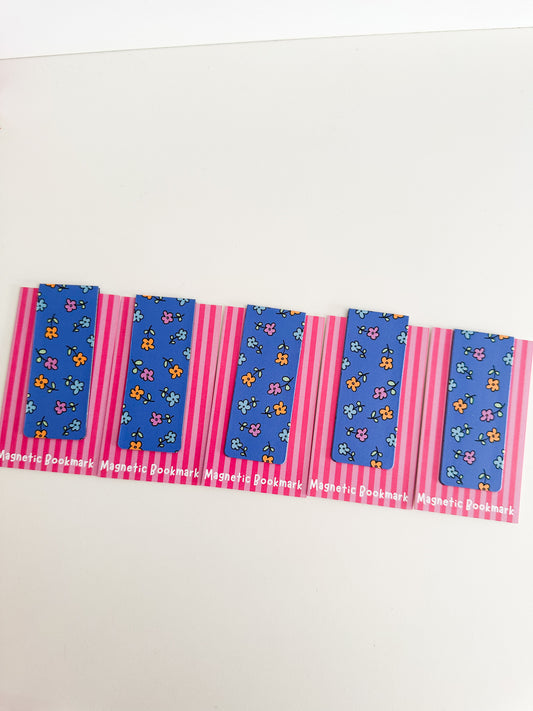 Floral magnetic bookmark