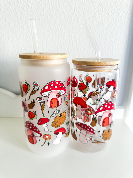 Mushrooms + frogs glass cup