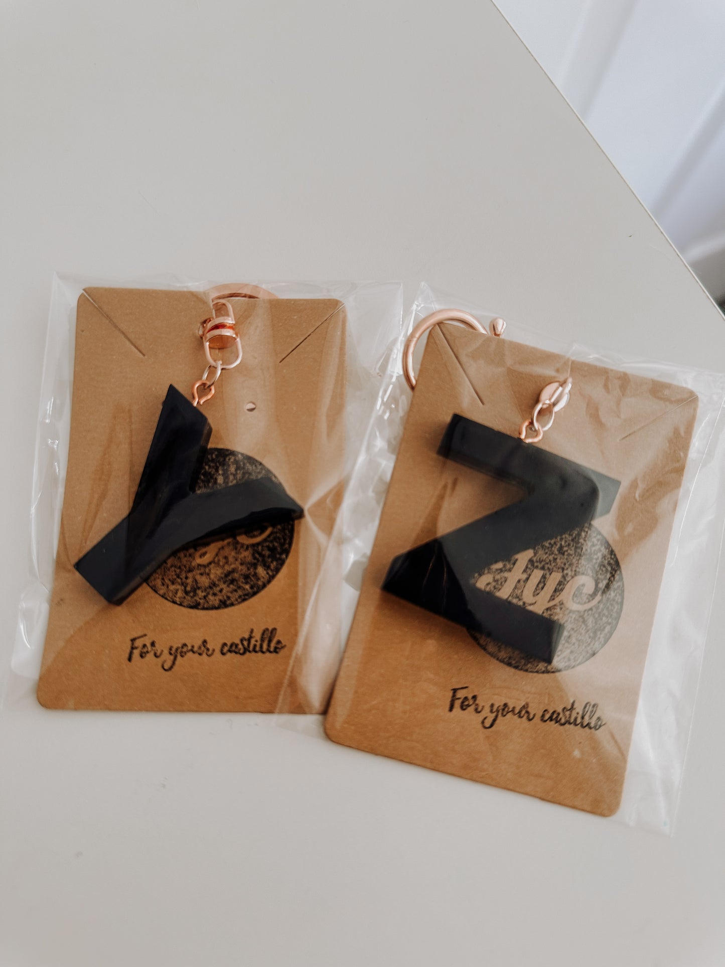 Black initial keychain *rose gold*
