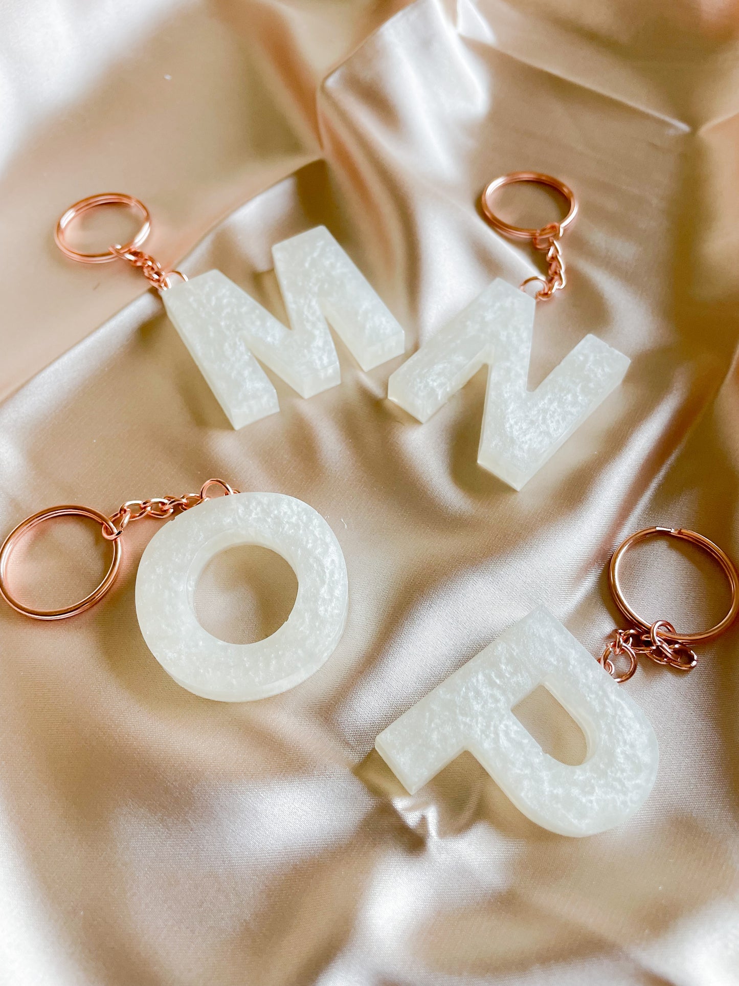 White initial keychain *Rose gold keychain*