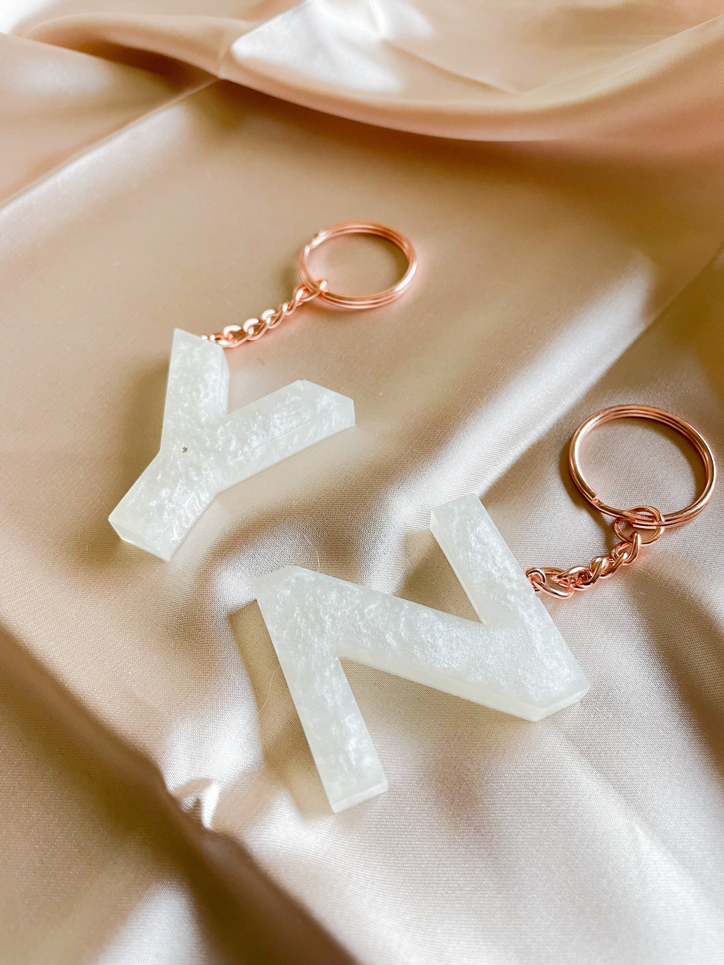 White initial keychain *Rose gold keychain*