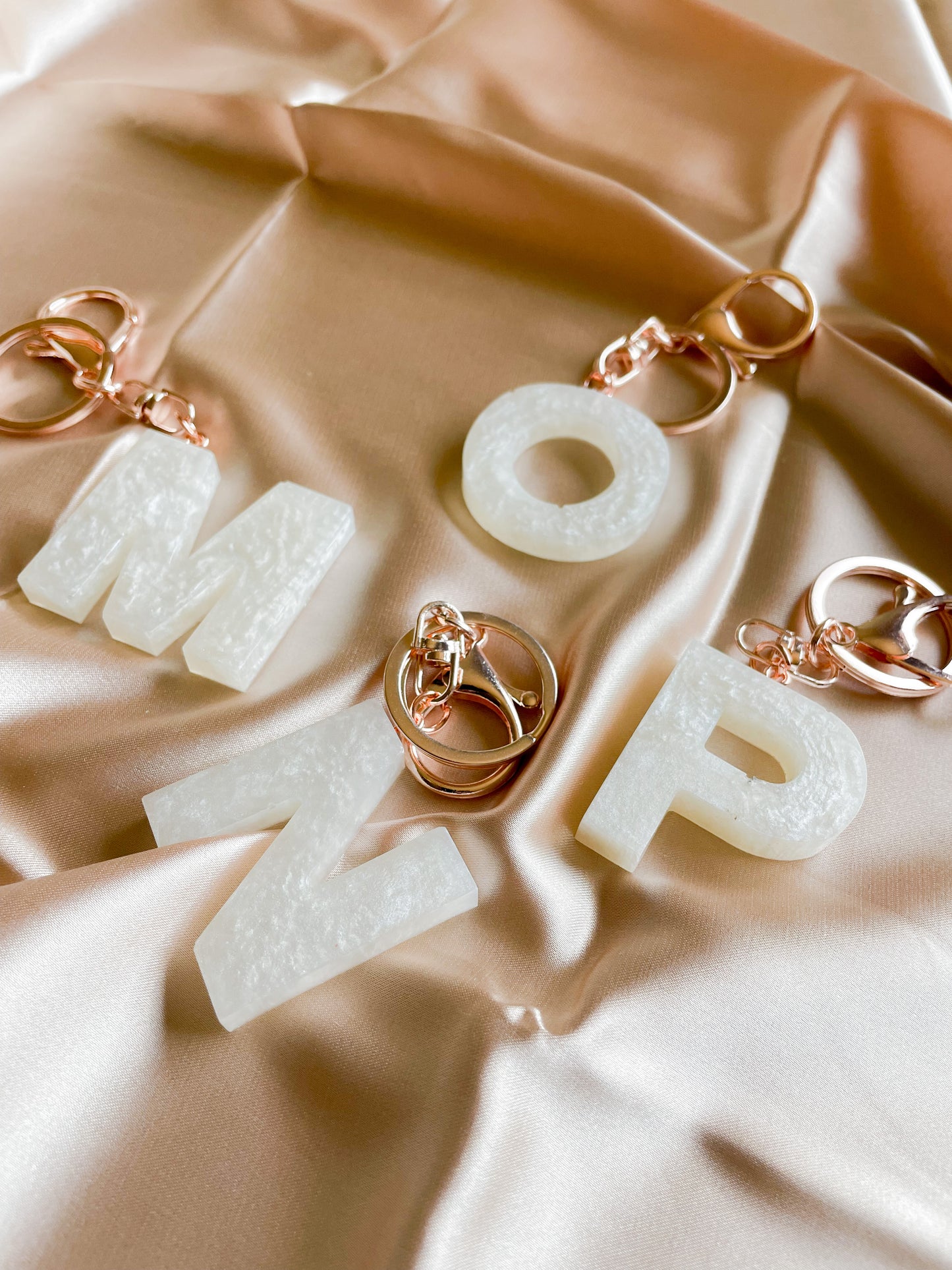 White initial keychain *Rose gold keychain*