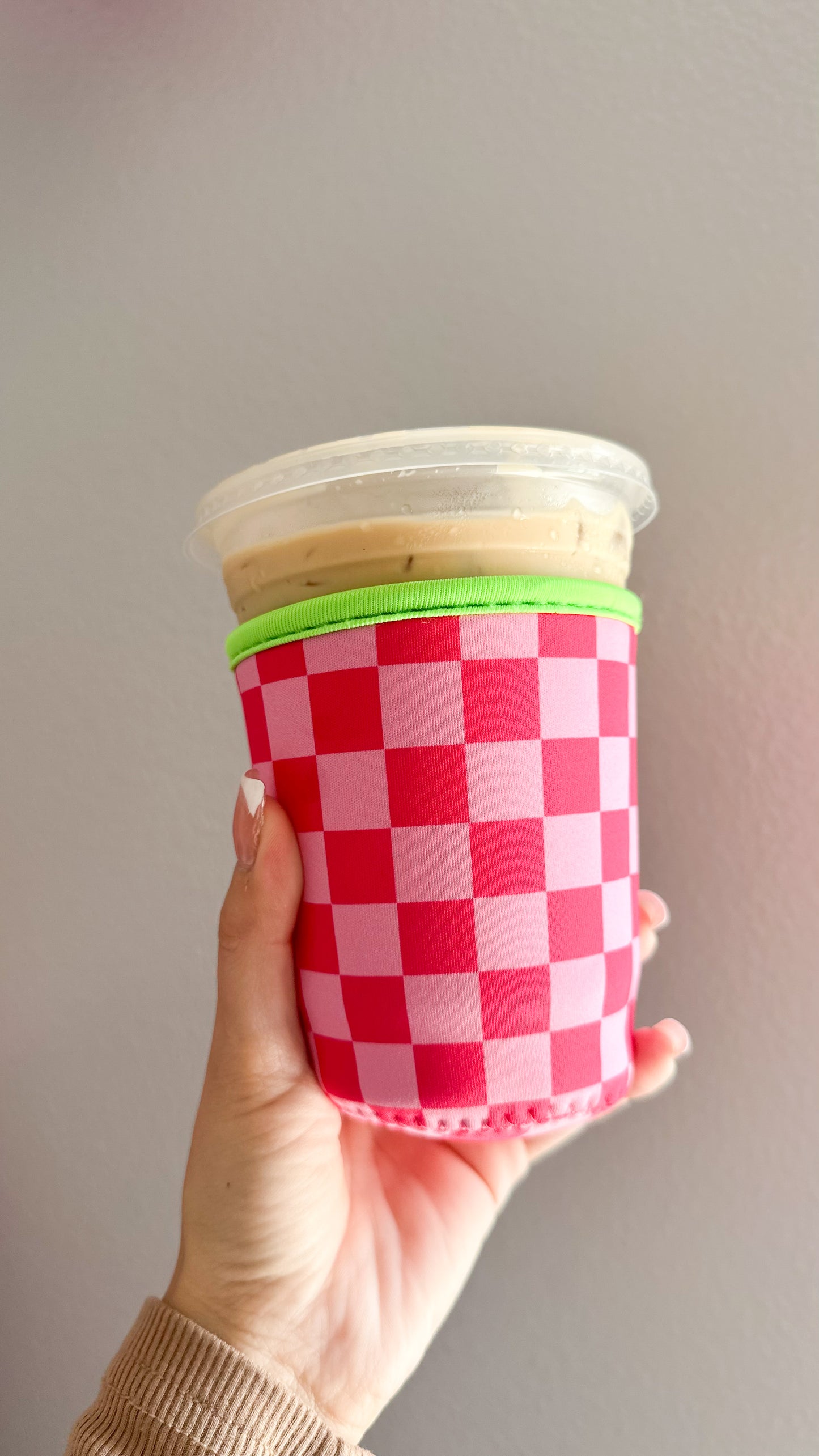 Pink checkered drink sleeve