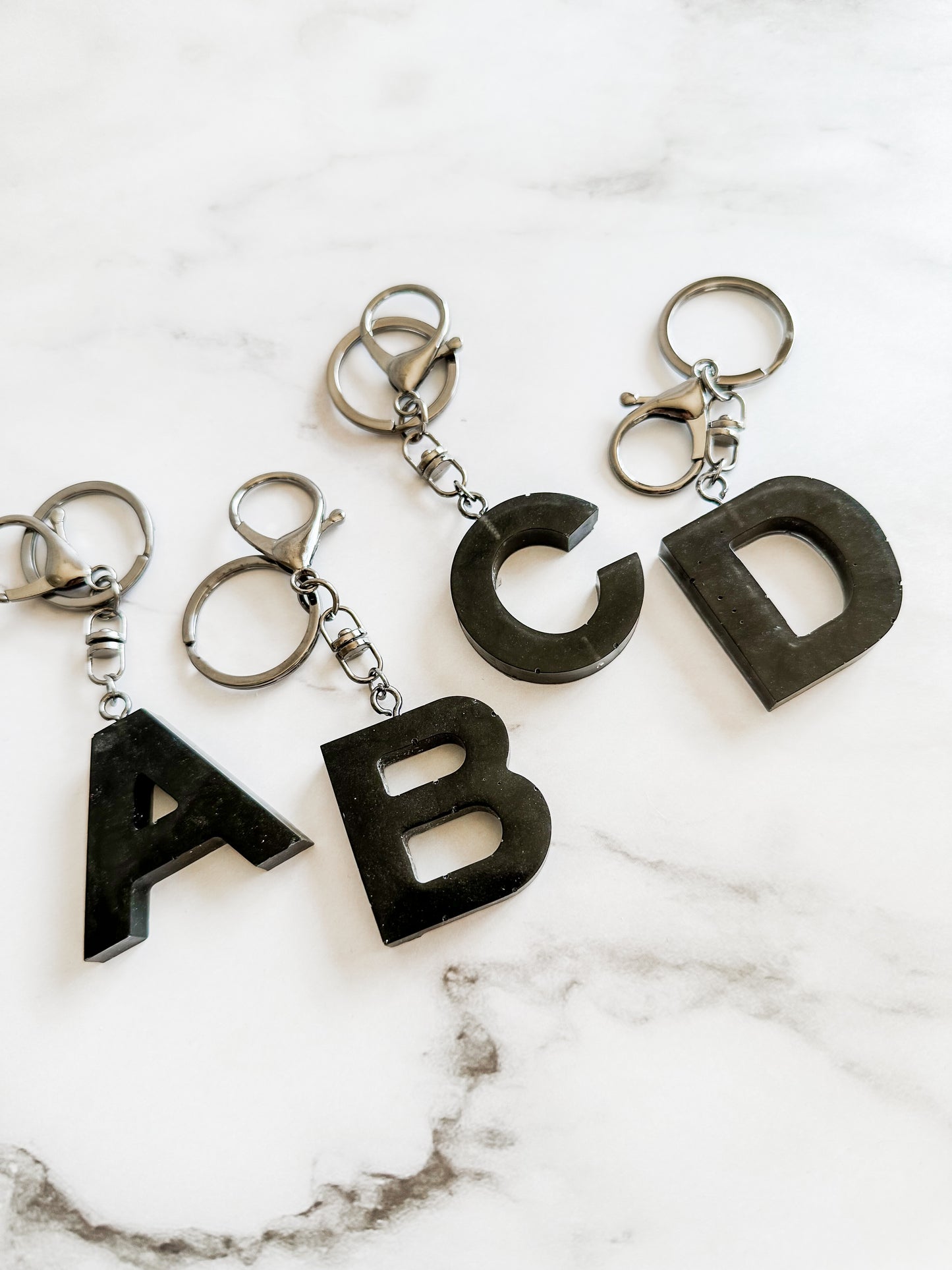 Black initial keychain *black*