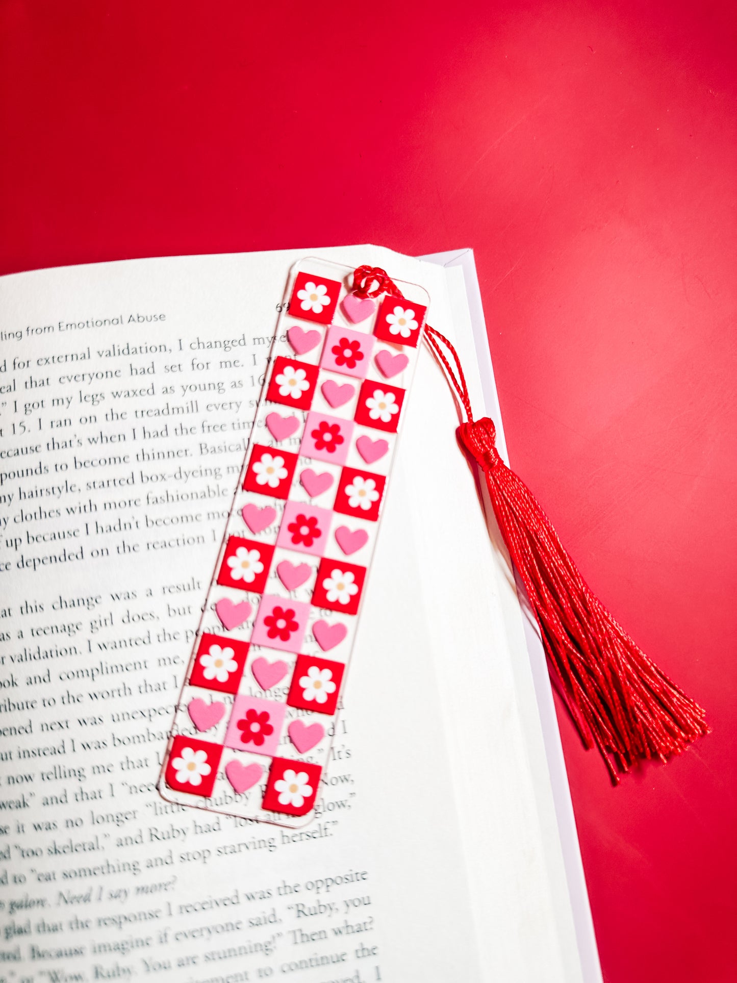 Pink & red heart checkered bookmark