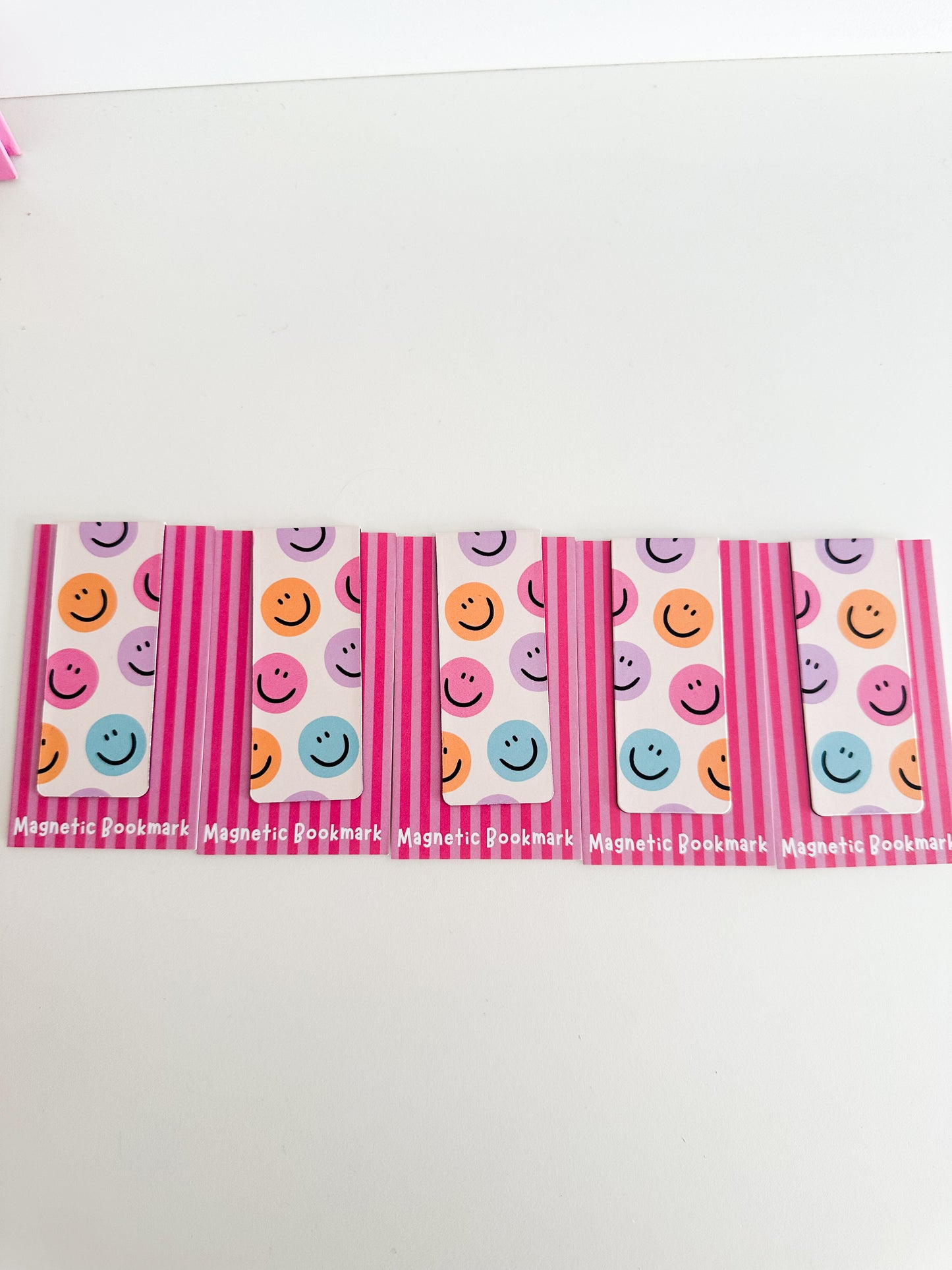 Smiley face magnetic bookmark