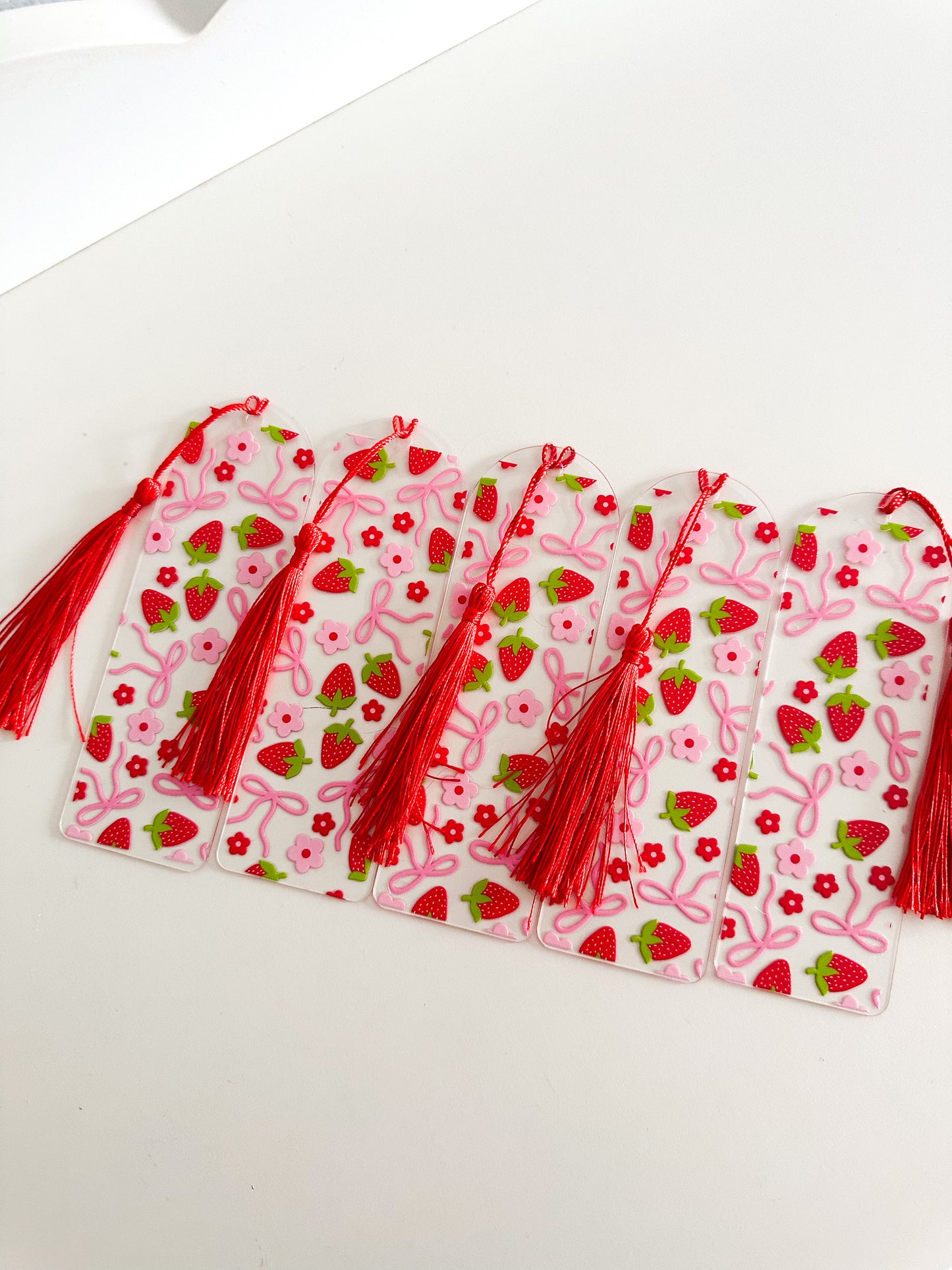Strawberry & bows bookmark